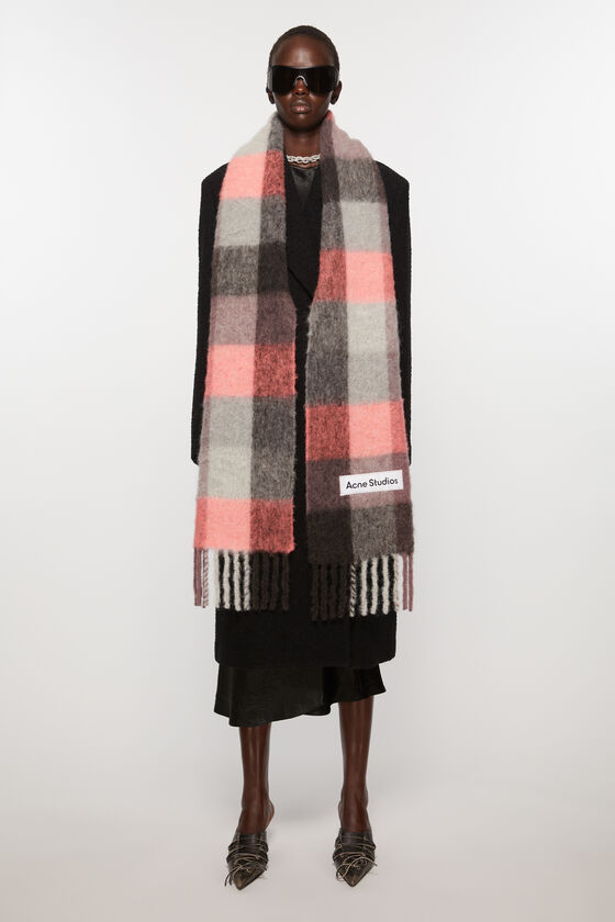 (image for) Incomparable Mohair checked scarf